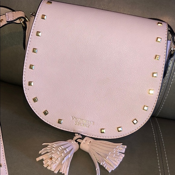 Victoria's Secret Handbags - !!SALE!!Victoria Secret Rosegold Crossbody